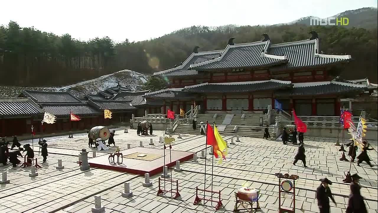 Солнце в объятиях луны / The Moon That Embraces the Sun [2012].1-20 серии (русская озвучка)