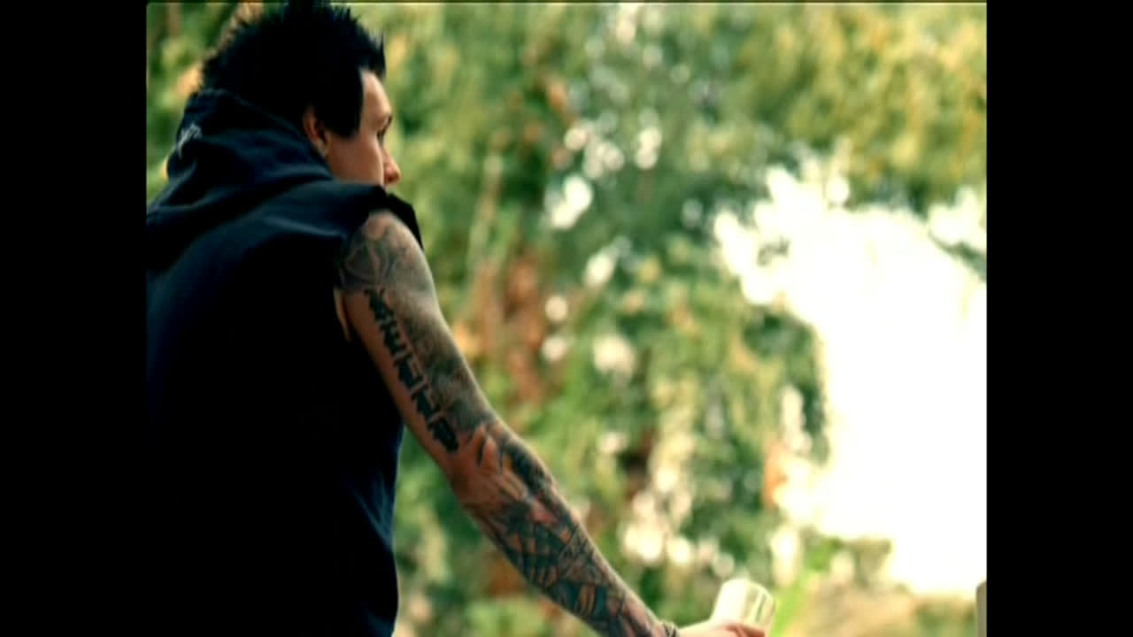 Papa Roach [HD Video]