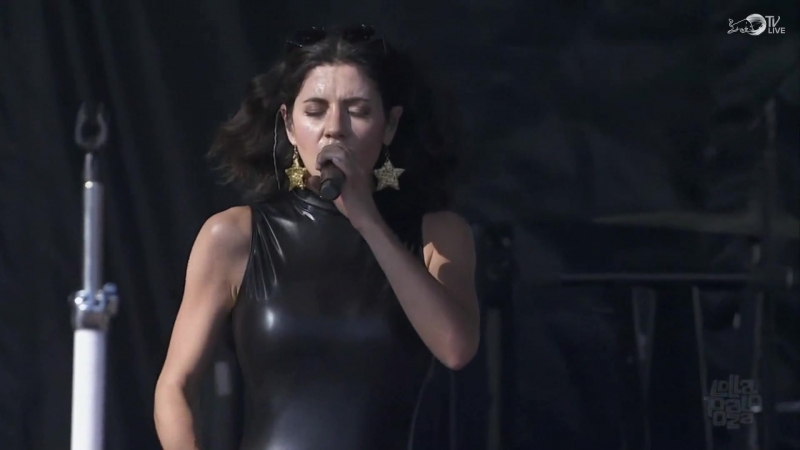 MARINA AND THE DIAMONDS LIVE