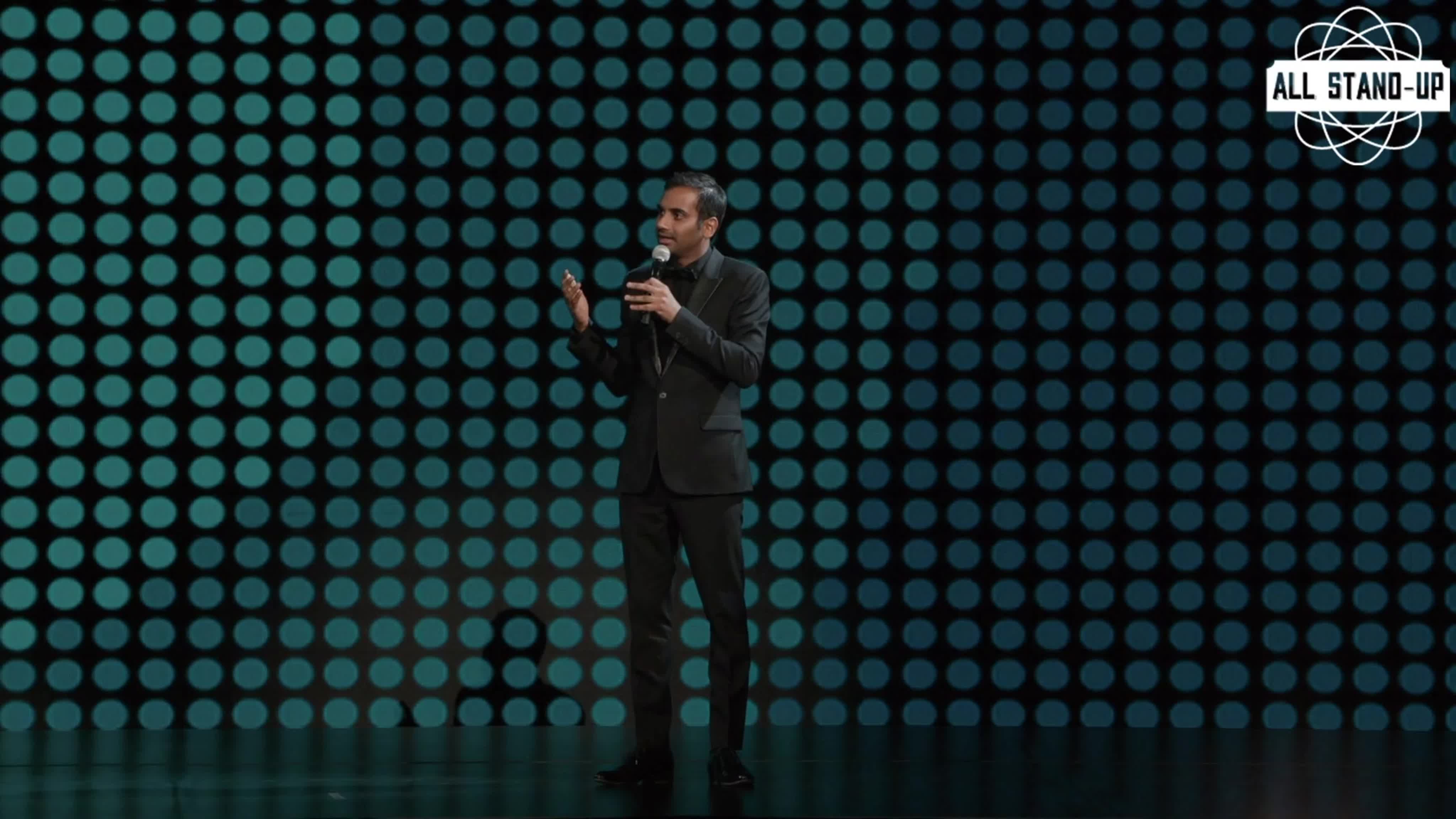 Aziz Ansari: Live at Madison Square Garden (2015) Озвучка