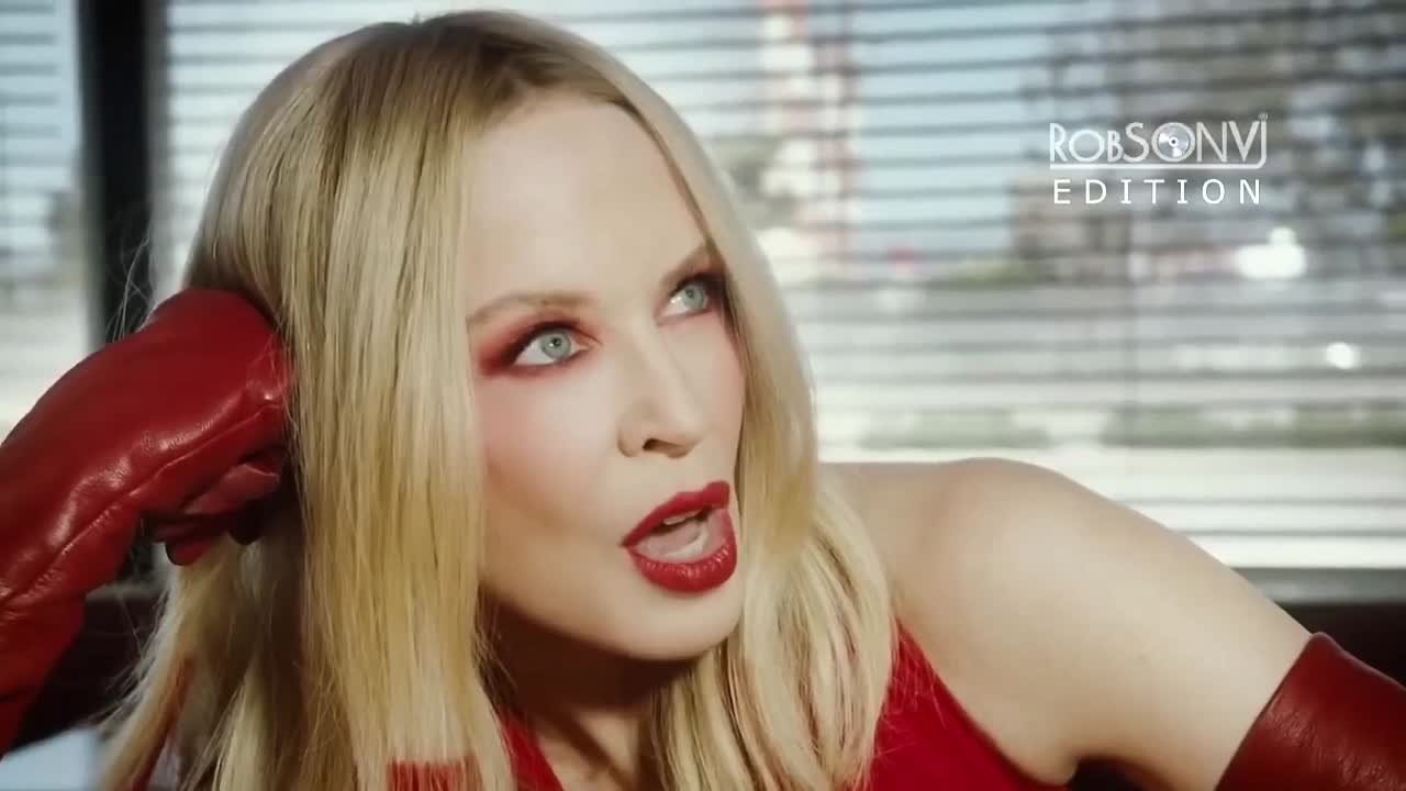 KYLIE MINOGUE