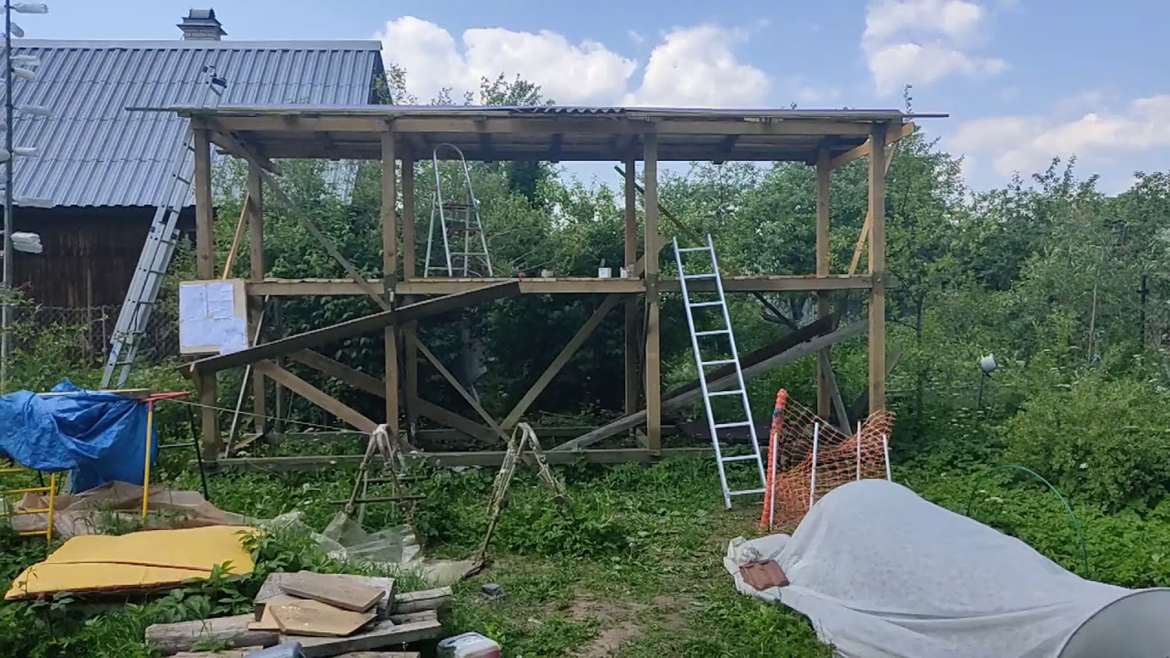 Строю детскую площадку