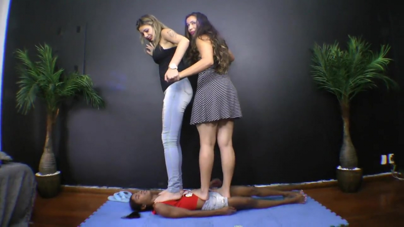 Lesbian Trampling