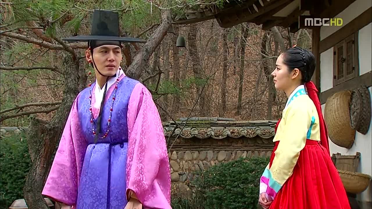 Солнце в объятиях Луны / Moon That Embraces the Sun / Haereul Poomeun Dal /해를 품은 달