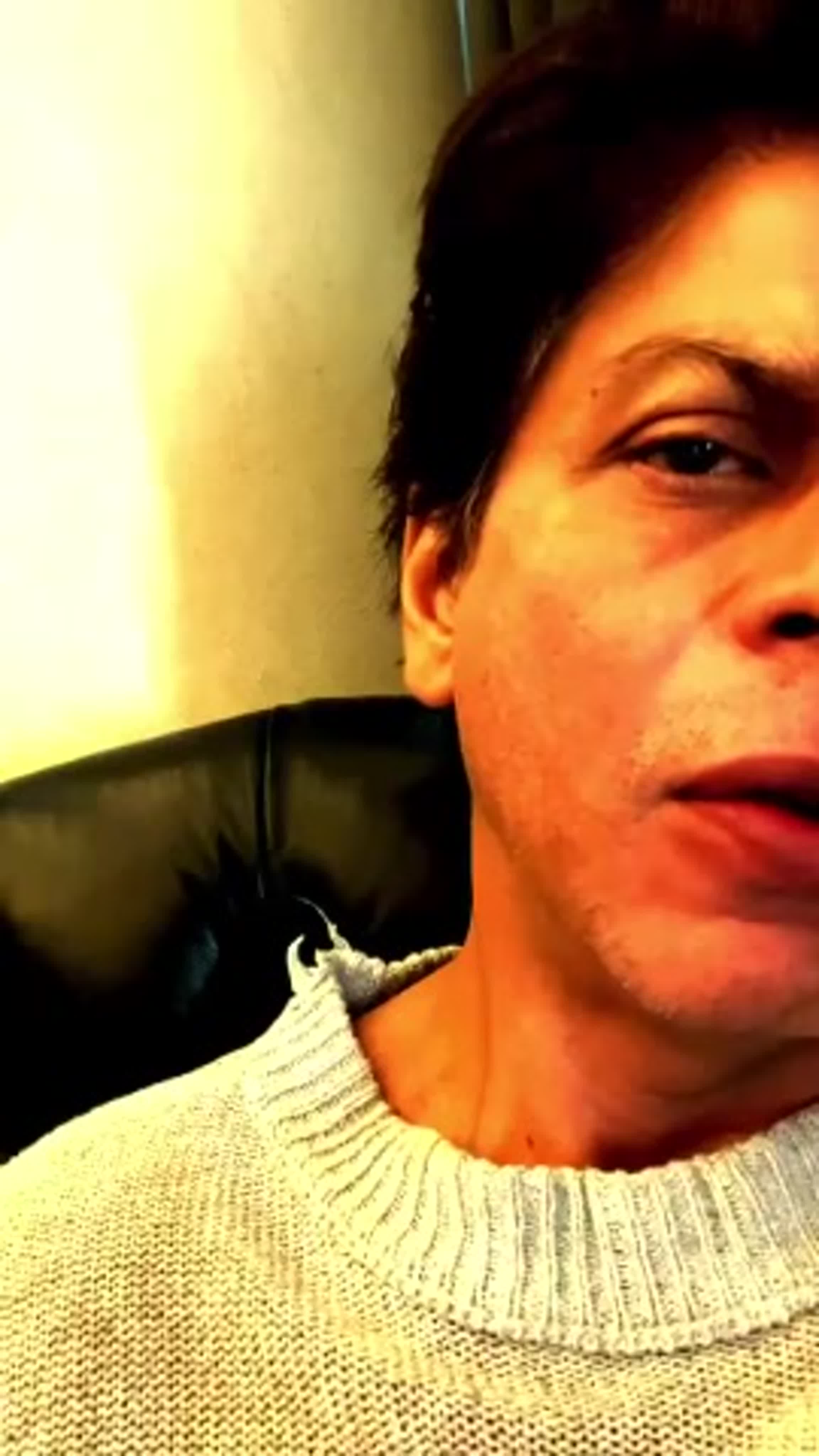 SRK - Raees (2016) - related video