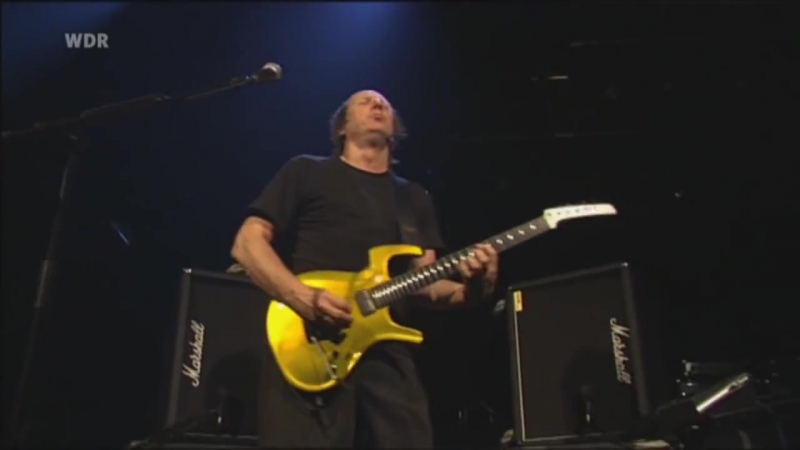 Adrian Belew