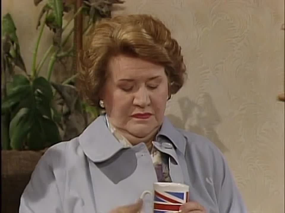 Соблюдая приличия • Keeping Up Appearances, сериал, 1990–1995