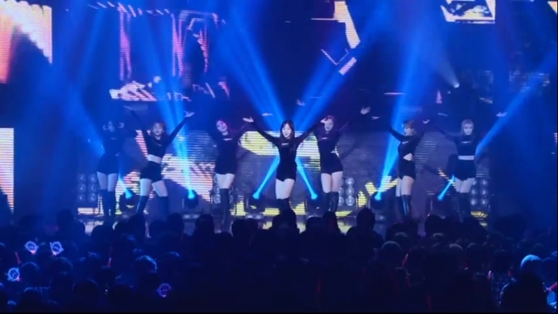 AOA 1st Concert in Japan