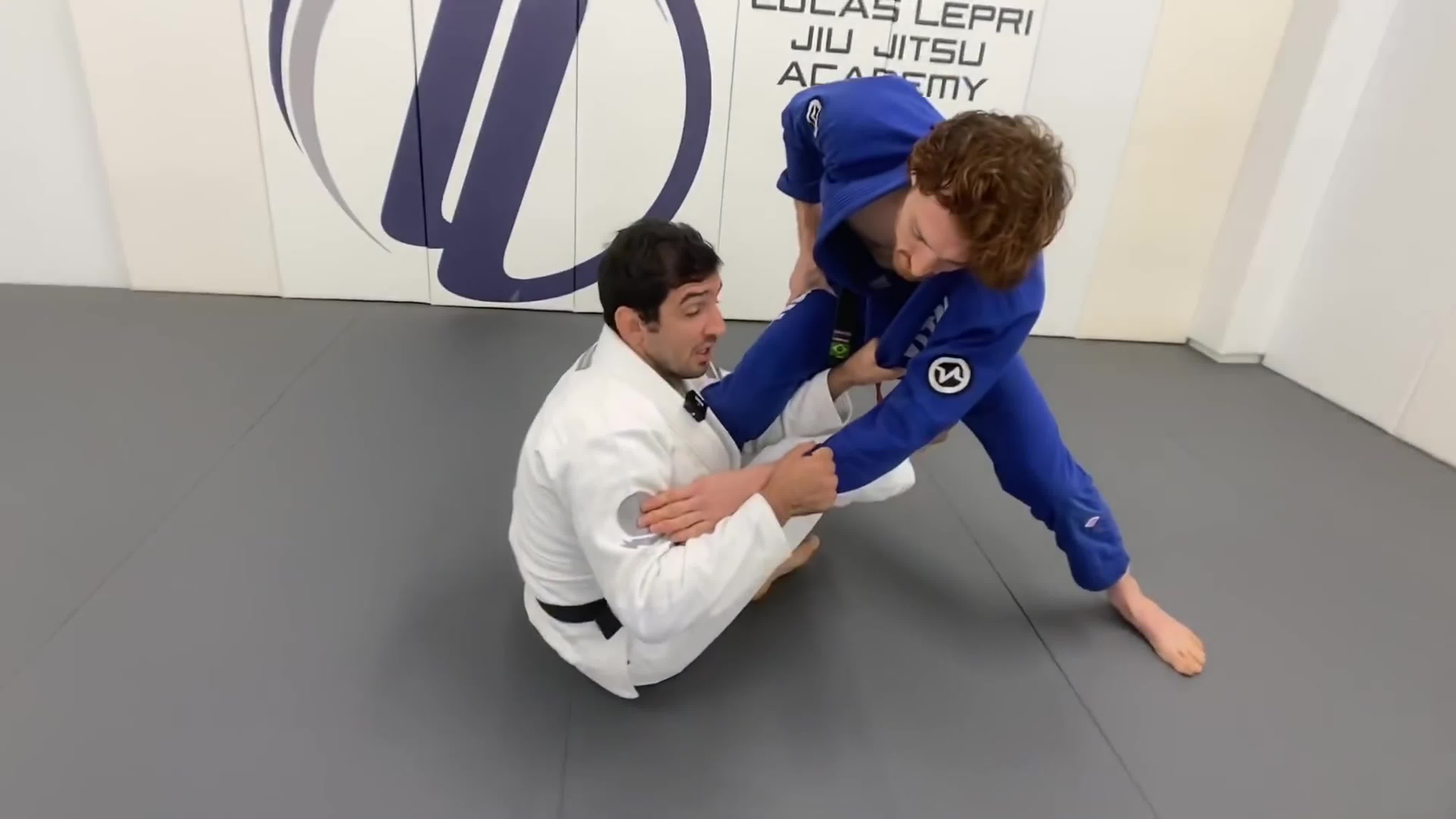 Lucas Lepri: Sit-Up Guard and Knee jn Belly attaks