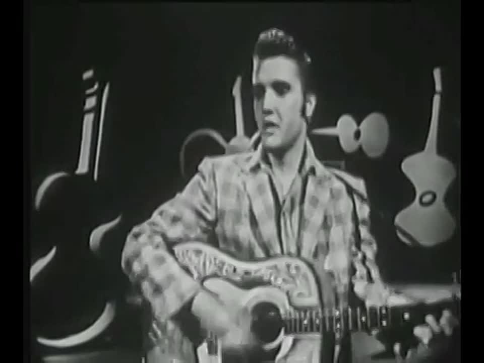 ► Elvis Presley