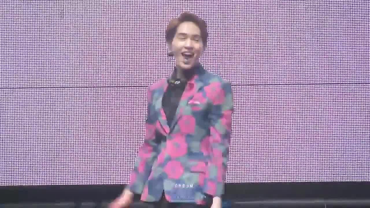 Onew's 25th Birthday