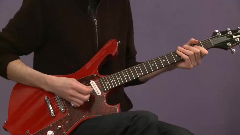 Rock Guitar Lessons with Paul GIlbert- Intermediate