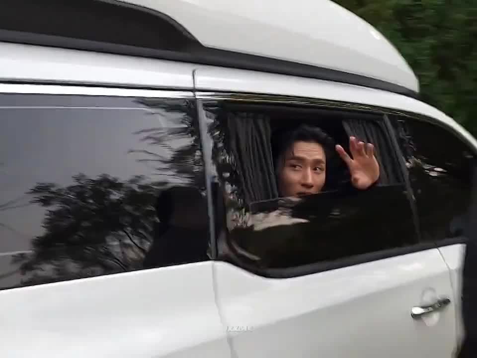 | FANCAM  | ON THE WAY |