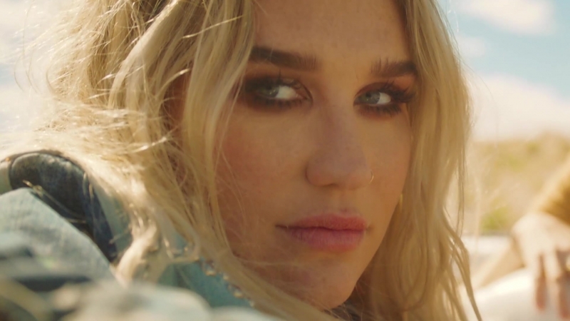 525.Kesha