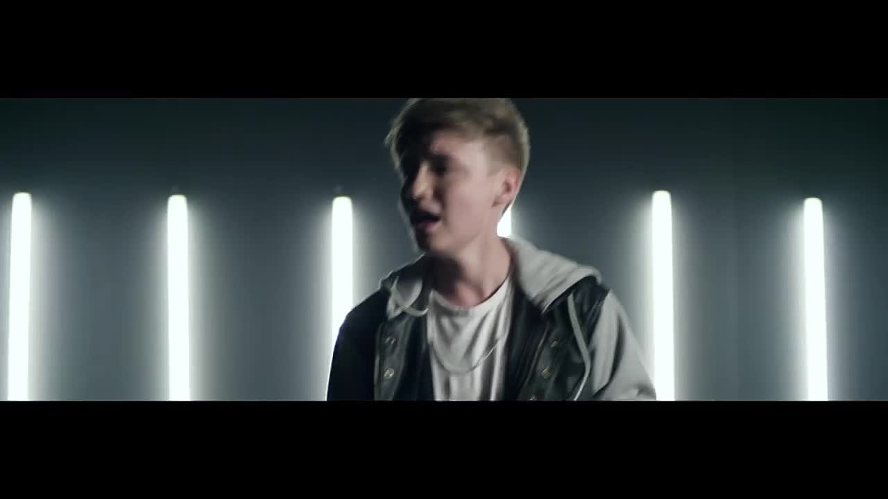 Isac Elliot