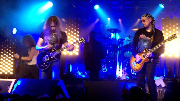 SAXON Pamplona 12/11/11