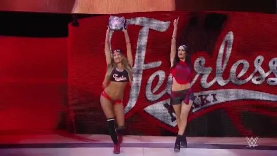 SnapSave.io-Nikki Bella vs Summer Rae WWE Main Event(720p).mp4