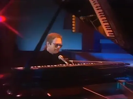 Elton John - Nikita (1986) • TopPop.mp4