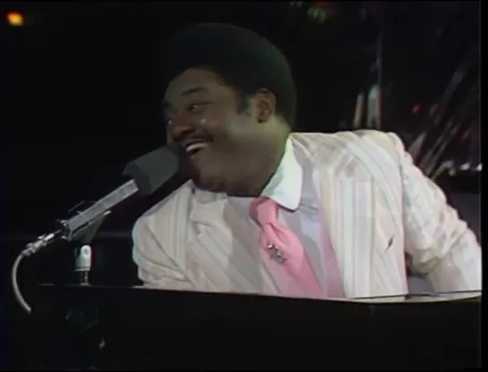 Fats_Domino_-_Hello_Josephine__Live_on_Austrian_TV,_1977