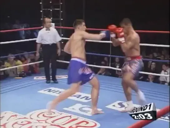 On Peter Aerts’ birthday, lets take a look back at one of the most devestating finishing moves in kickboxing history The Dutch L