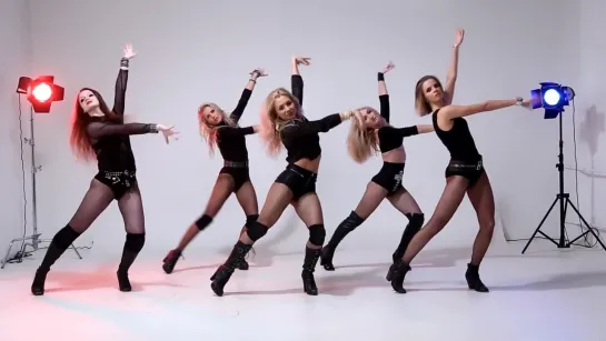 WORK BITCH   high heels choreo