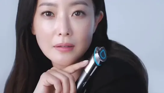 Kim Hee Seon for new CF Medicube Ager