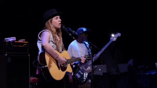 ZZ Ward - Til the Casket Drops (Live)