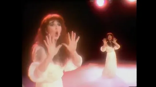 Kate Bush - Wuthering Heights ["The Kick Inside", 1978]