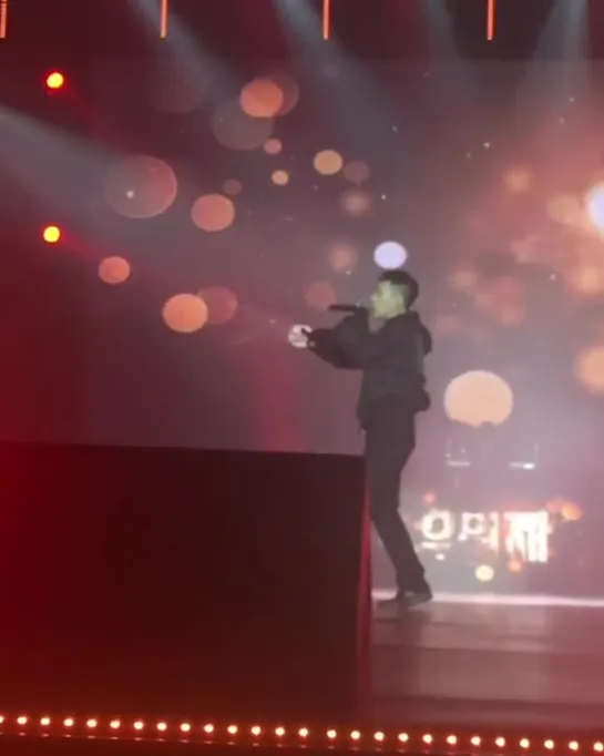 6 Fancam 181215 (inst: so.what_2928)