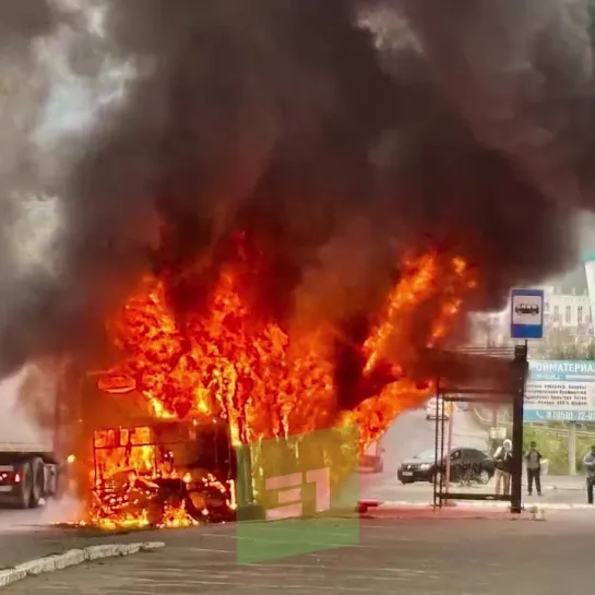 В Миассе сгорел пассажирский автобус