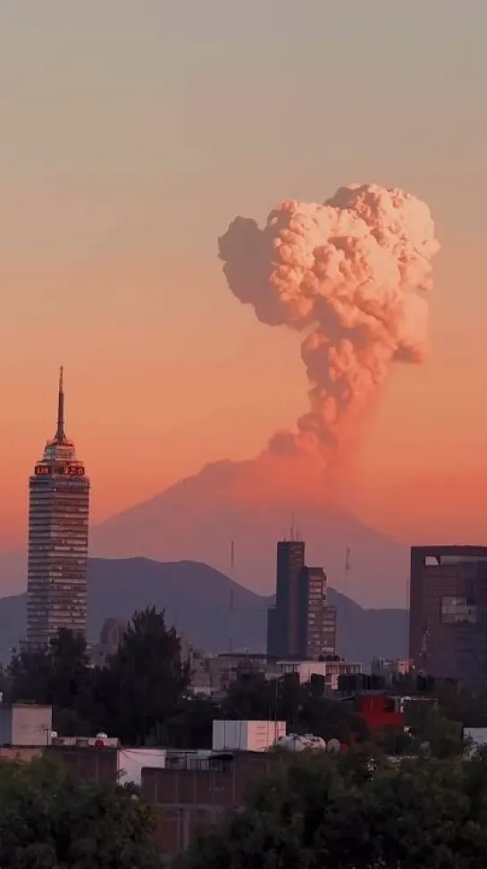 Popocatépetl (5,393 m) @ Puebla, Morelos, Mexico