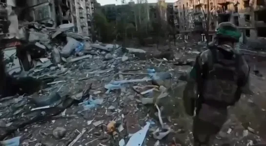 The situation in Toretsk, which is being stormed by the Russian Army, from a GoPro camera of a Ukrainian serviceman