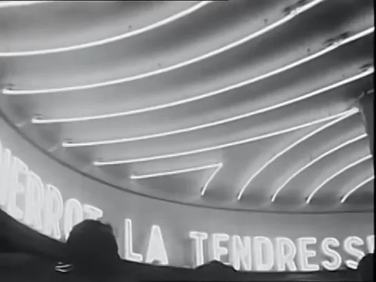 Edith Piaf et Michel Simon 1960 (pas de son) [7Z5vEoJp2IU]