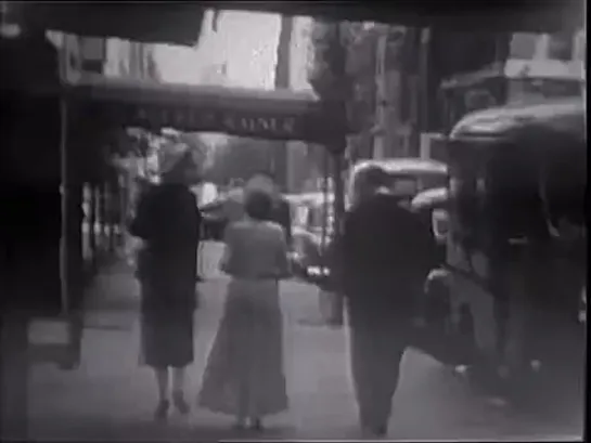 Edith Piaf - MARIAGE AVEC JACQUES PILLS (reportage) 1952 [Fox2QvDUUJo]