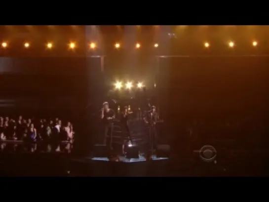 GRAMMY 2011 show)♥