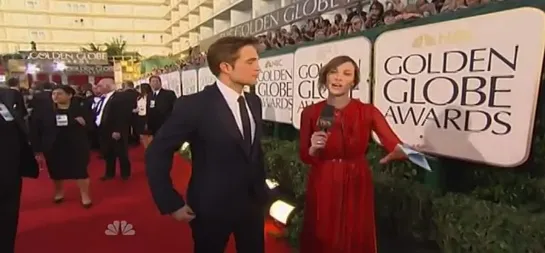 Robert Pattinson Golden Globe Awards Red Carpet