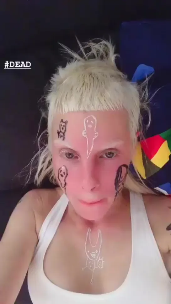 Yolandi