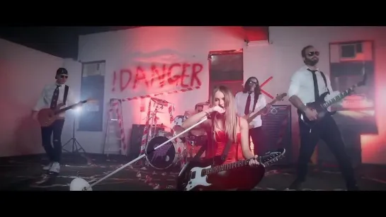 Cassidy_Paris_-_Danger_-_Official_Music_Video(1080P_HD)-world56.spcs.bio.mp4