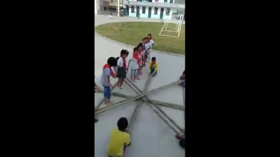 Jinhe Fu - Bamboo stick dance in China