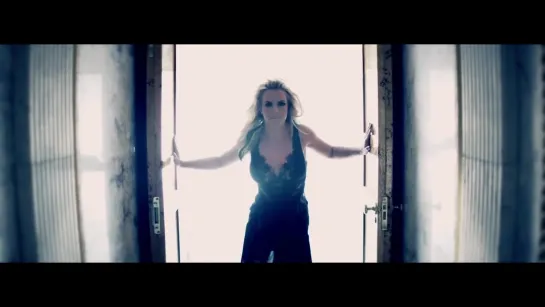 Britney Spears - Criminal - 720HD - [ VKlipe.com ]