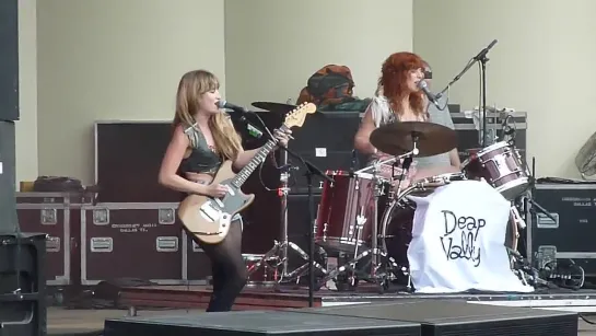 Deap Vally - Bad For My Body Live @ Lollapalooza 2013