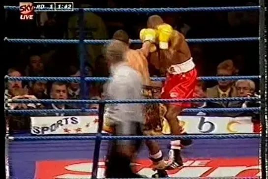 Naseem Hamed vs Steve Robinson 1995-09-30