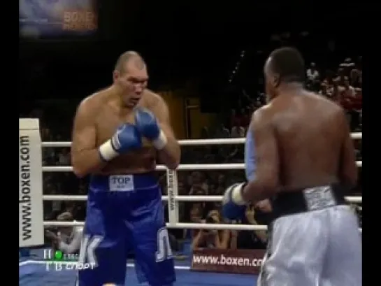 Nikolay Valuev vs Larry Donald (2005-10-01)