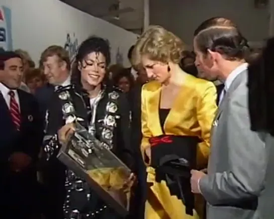 Michael Jackson meets Princess Diana & Prince Charles