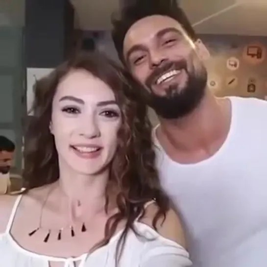 Ali Ersan Duru ve Burcu Özberk canlı yayında!