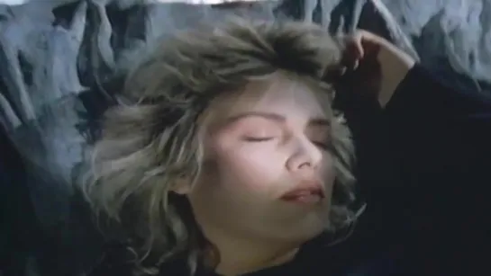 Kim Wilde - You keep me hangin on