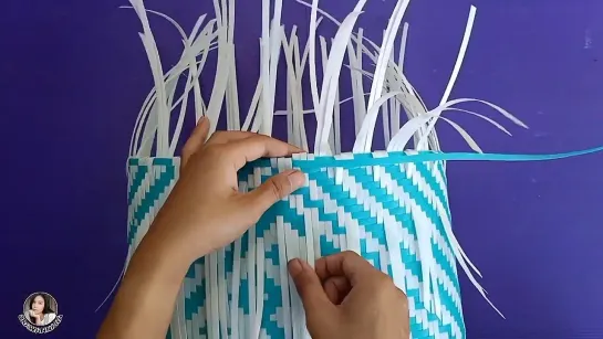 92_3_วิธีสานกระเป๋าจากเส้นพลาสติก ep.3 _ How to weave bags from plastic line ep.3