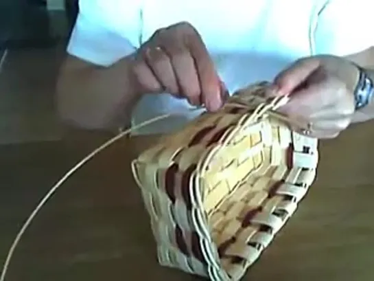 Basket Weaving Video # 25 - Mini Muffin Basket - Inserting spokes for the Braided Rim