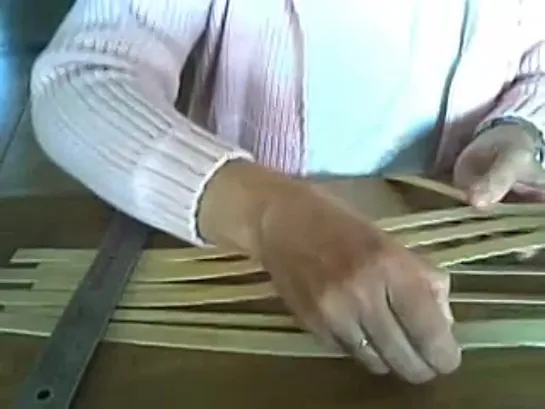 Basket Weaving Video #21 - Mini Muffin Basket Video Weaving a Solid Bottom Base