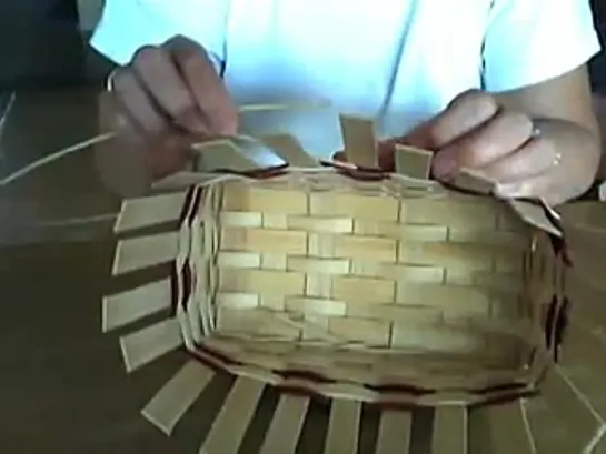 Basket Weaving Video #24, Mini Muffin Basket